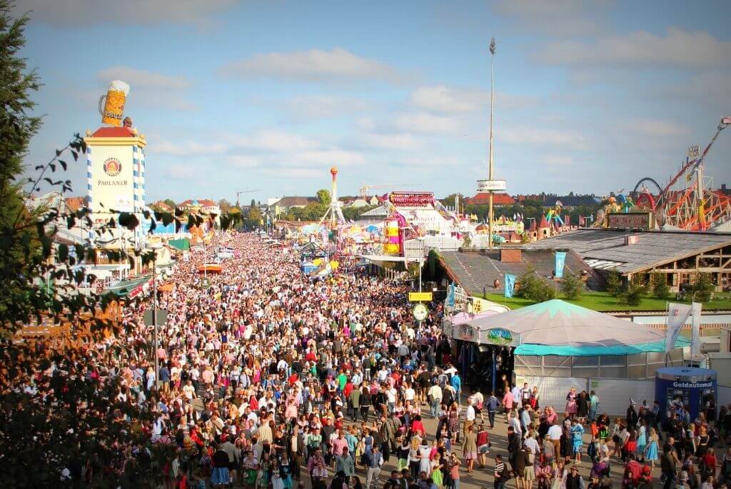 Volksfeste mit Wohnmobil Oktoberfest aussen
